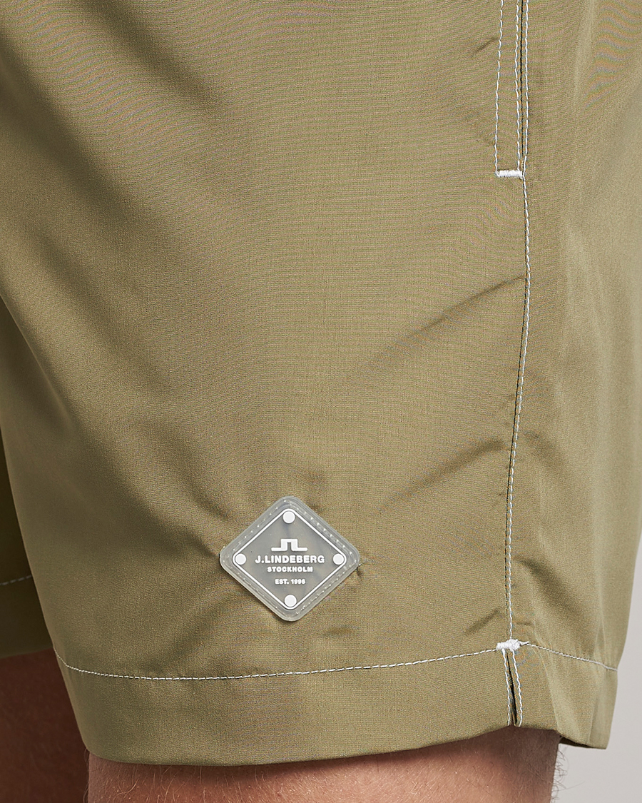 Herr | Badbyxor | J.Lindeberg | Banks Solid Swimshorts Aloe