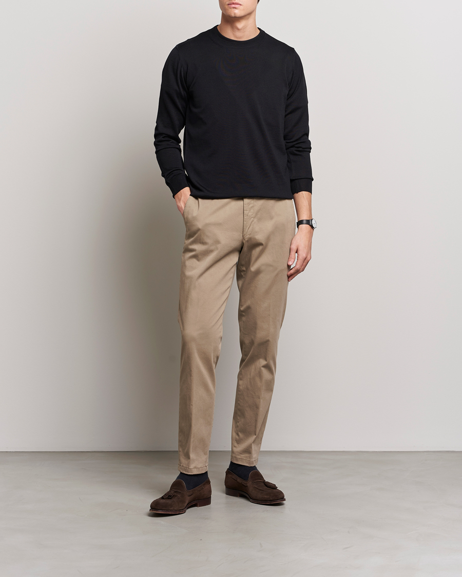 Herr | Tröjor | Oscar Jacobson | Custer Merino Wool Roundneck Black