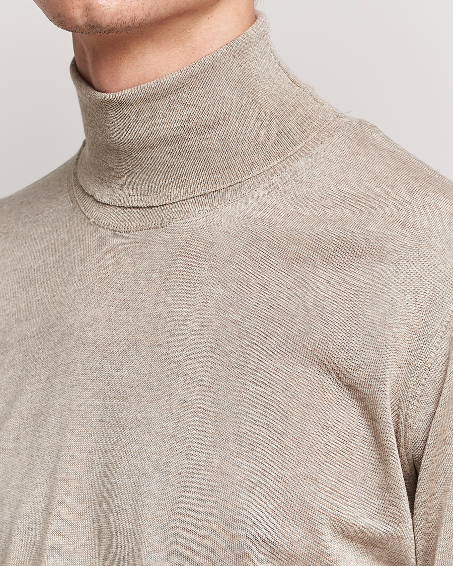 Herr | Tröjor | Oscar Jacobson | Cole Merino Wool Rollneck Beige