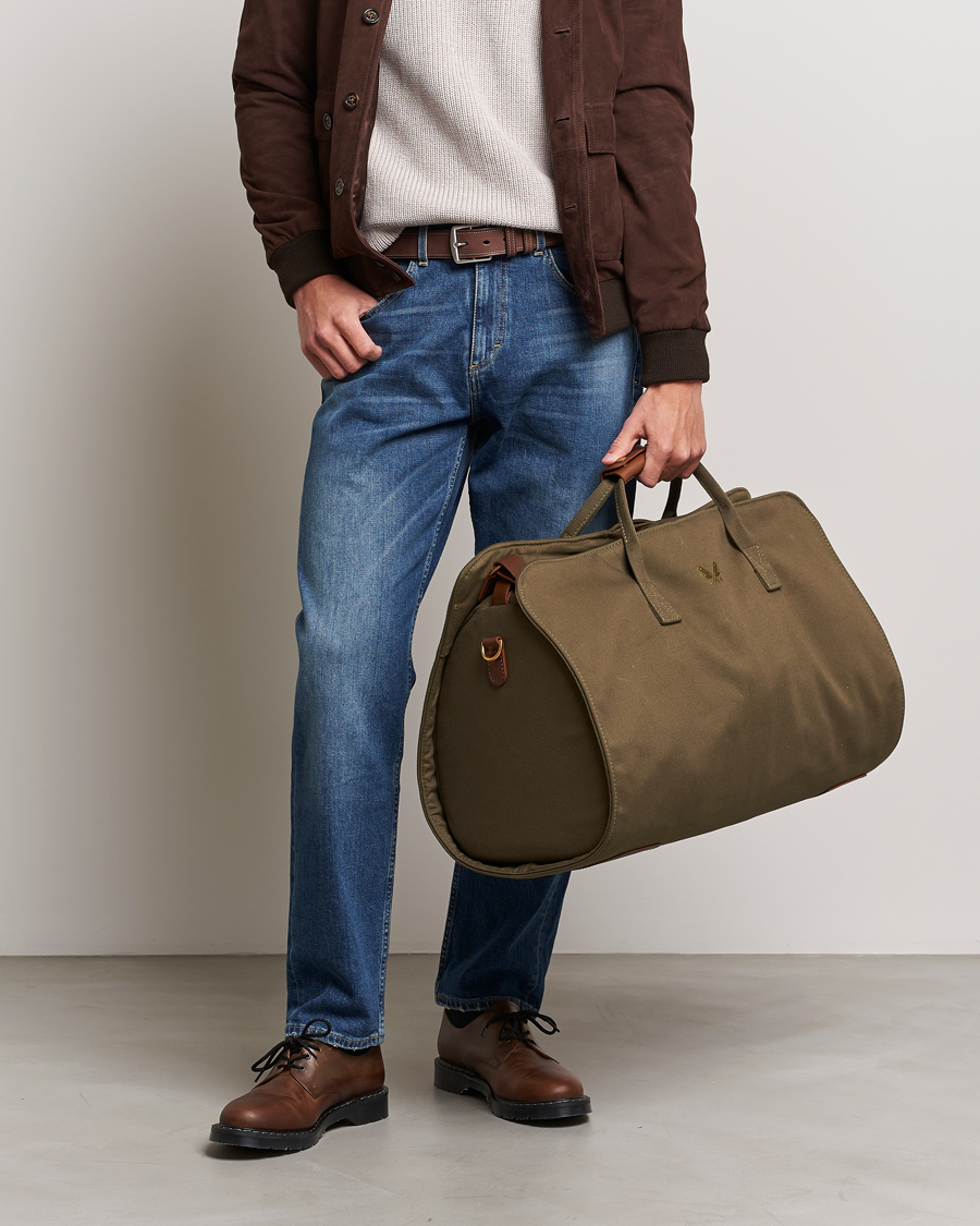 Herr | Accessoarer | Bennett Winch | Canvas Suit Carrier Holdall Olive