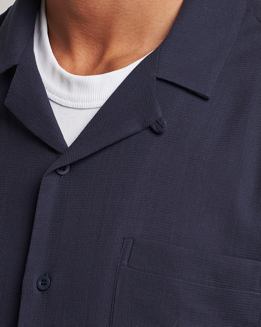 Herr | Skjortor | Sunspel | Waffle Camp Collar Shirt Navy