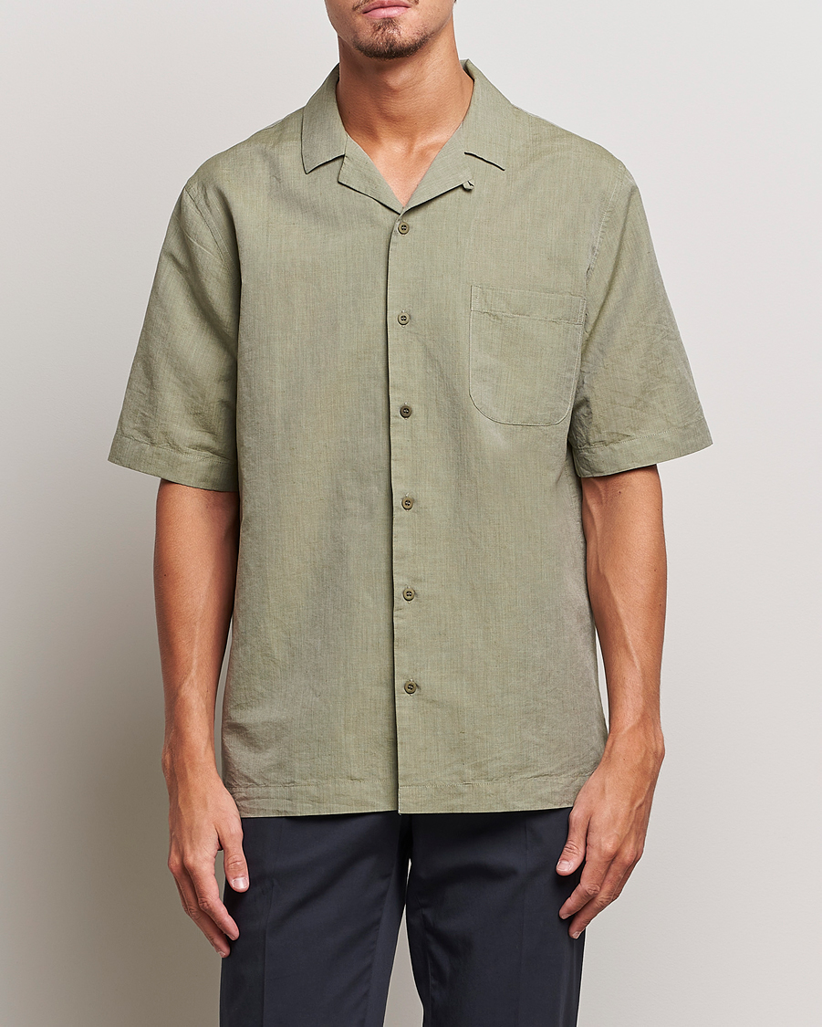 Herr | Kortärmade skjortor | Sunspel | Lightweight Cotton/Linen Resort Shirt Hunter Green