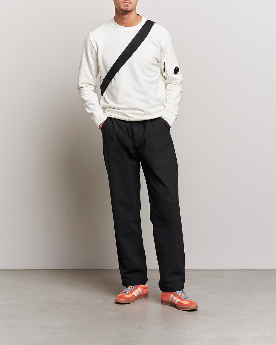 Herr | Tröjor | C.P. Company | Diagonal Raised Fleece Lens Sweatshirt White