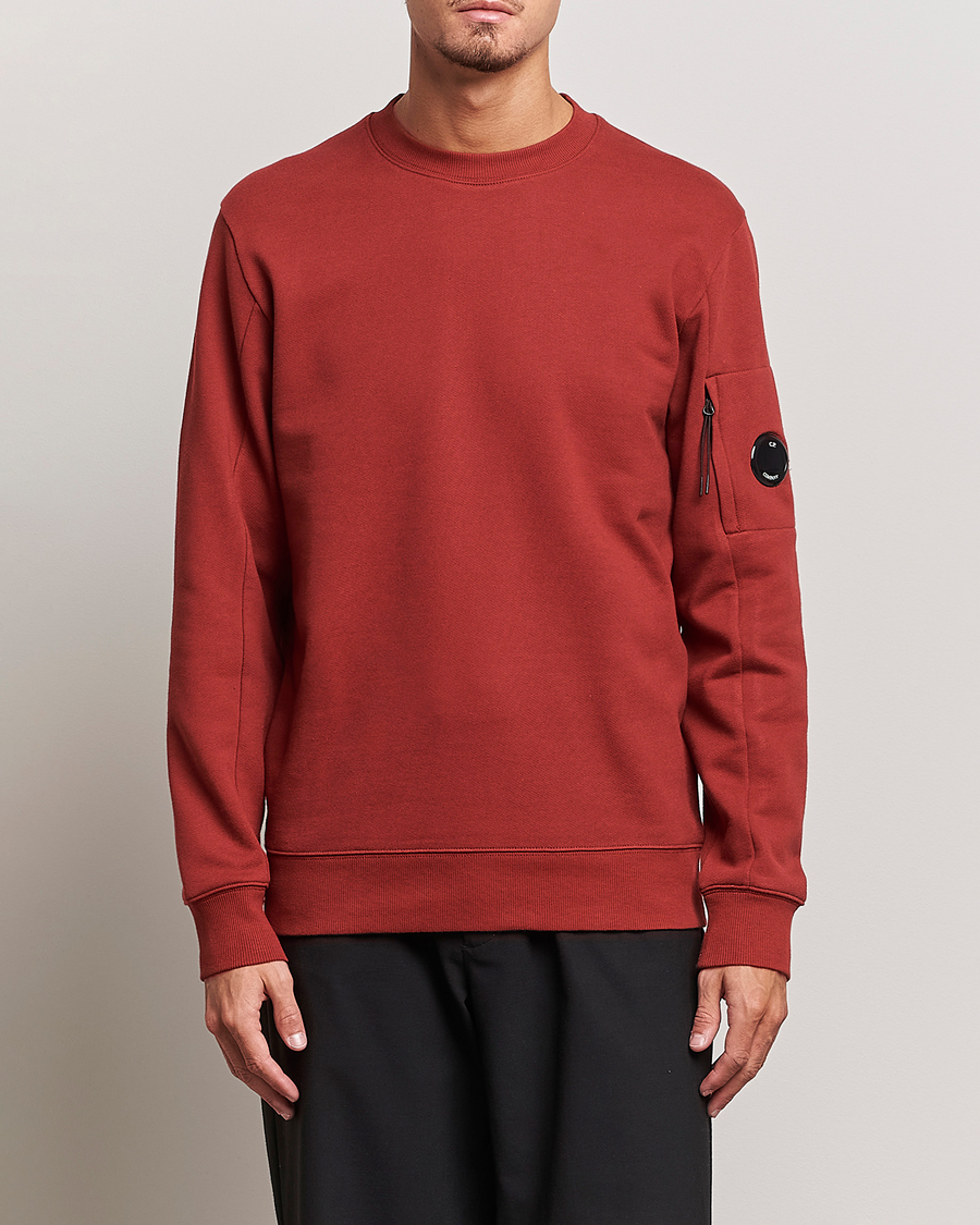 Herr | Tröjor | C.P. Company | Diagonal Raised Fleece Lens Sweatshirt Wine