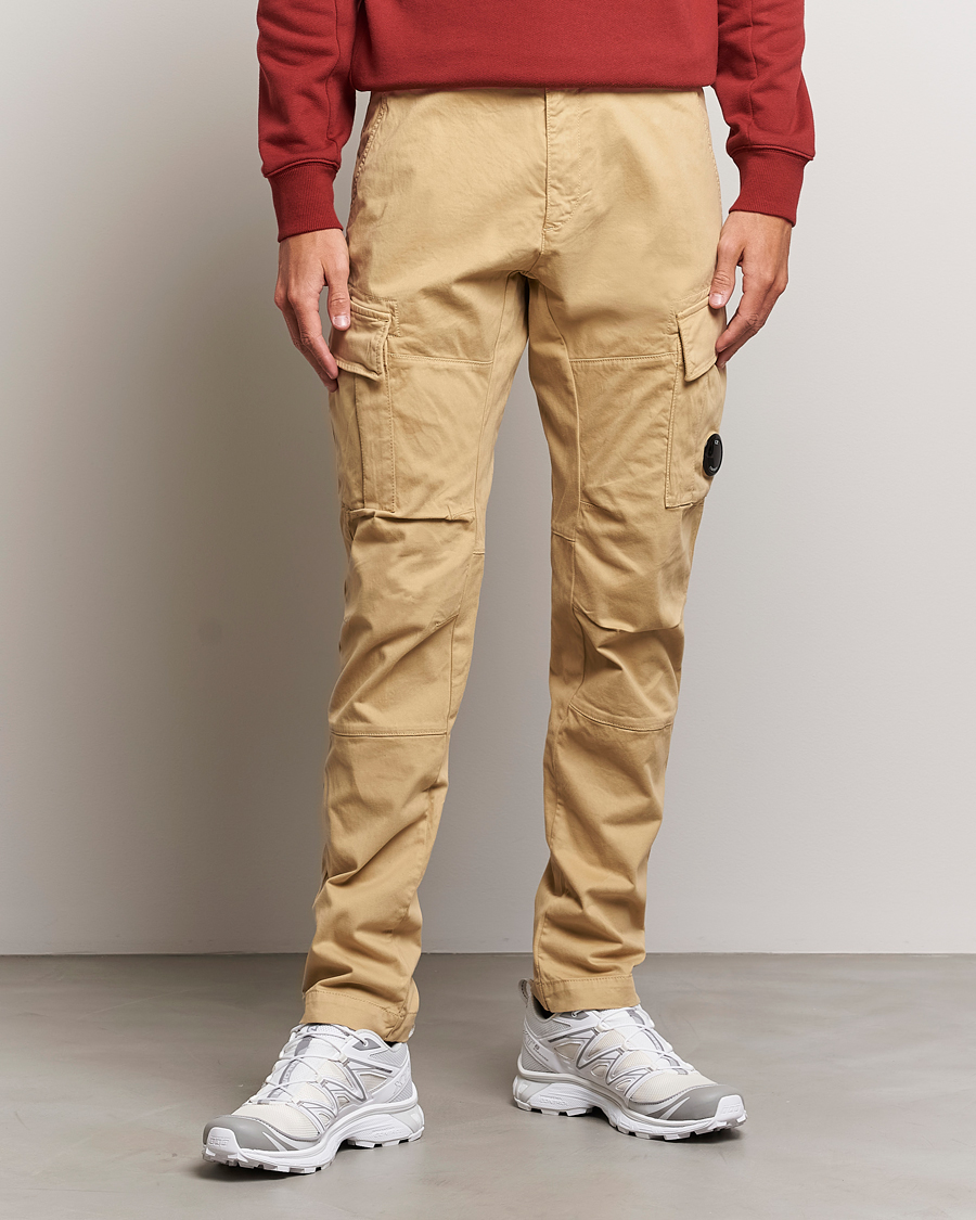 Herr | Cargobyxor | C.P. Company | Stretch Satin Lens Cargo Pants Beige