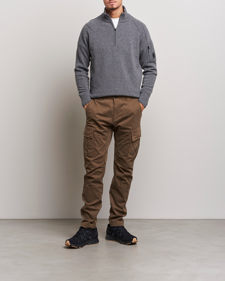 Herr | Byxor | C.P. Company | Stretch Satin Lens Cargo Pants Light Brown