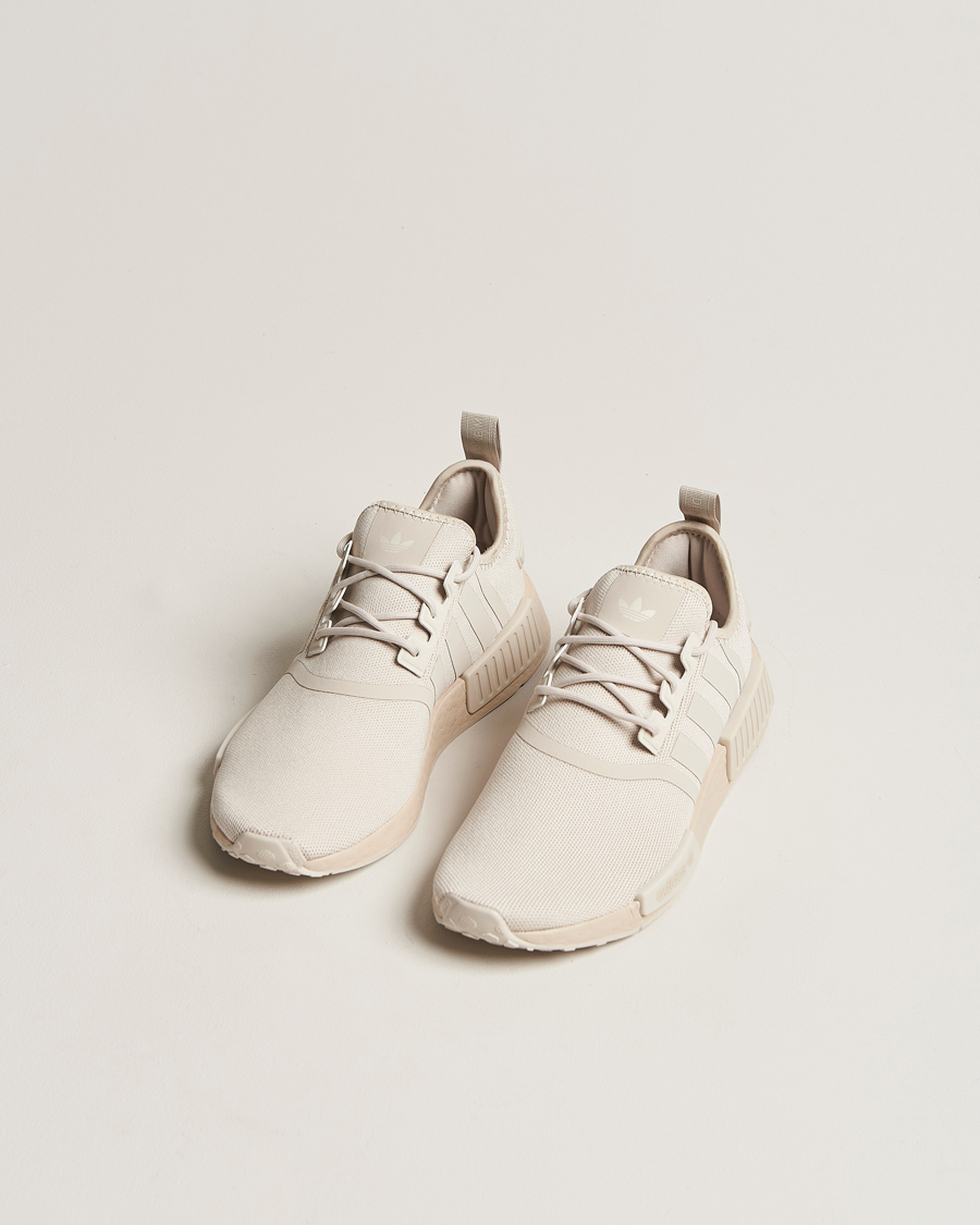 Herr | Sneakers | adidas Originals | NMD R1 Sneaker Beige