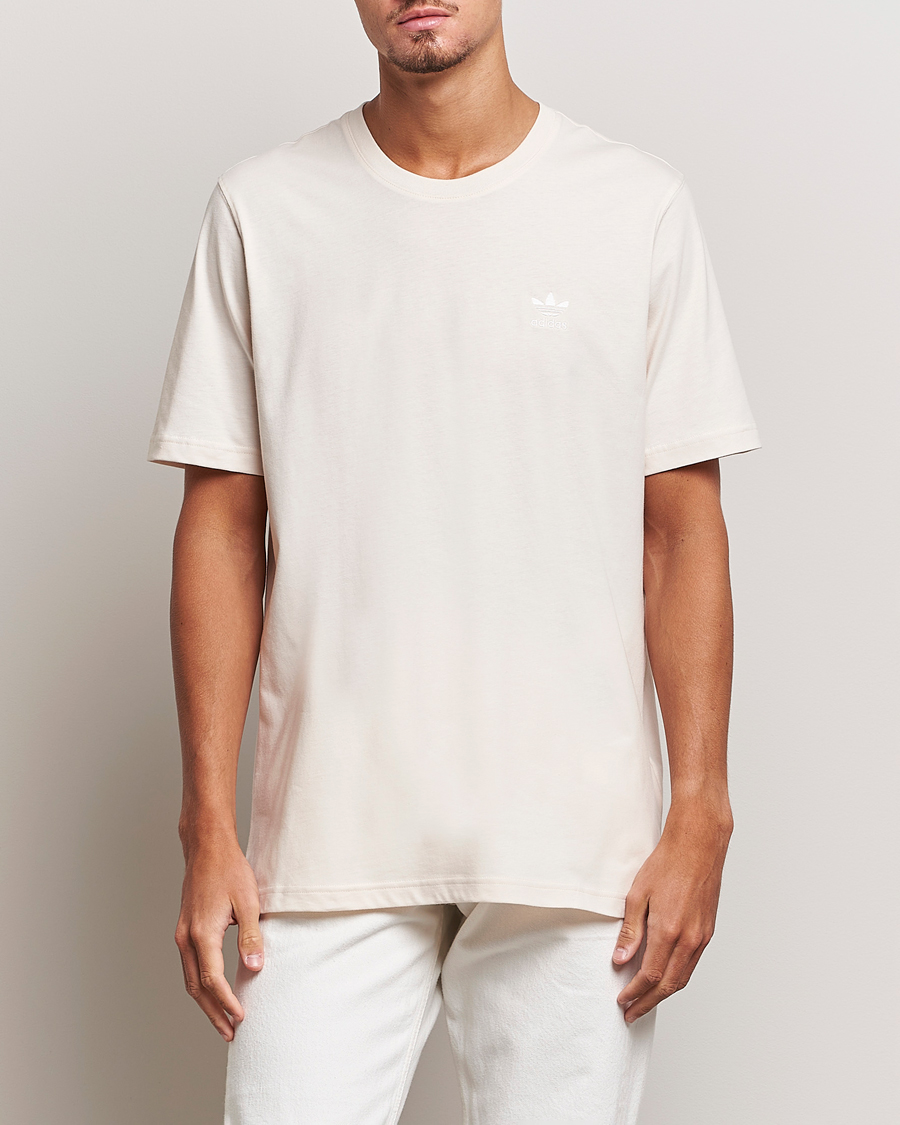 Herr | T-Shirts | adidas Originals | Essential Crew Neck T-Shirt Won White