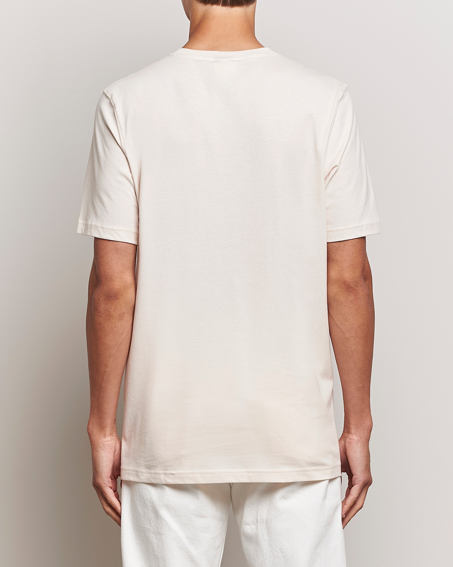 Herr | T-Shirts | adidas Originals | Essential Crew Neck T-Shirt Won White