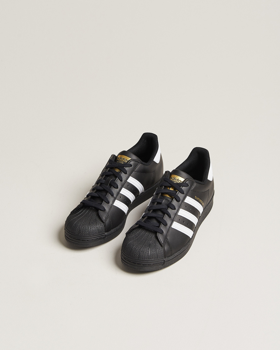 Herr | Skor | adidas Originals | Superstar Sneaker Black/White