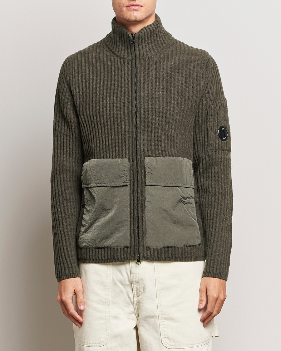 Herr | Tröjor | C.P. Company | Heavy Knitted Lambswool Full Zip Olive