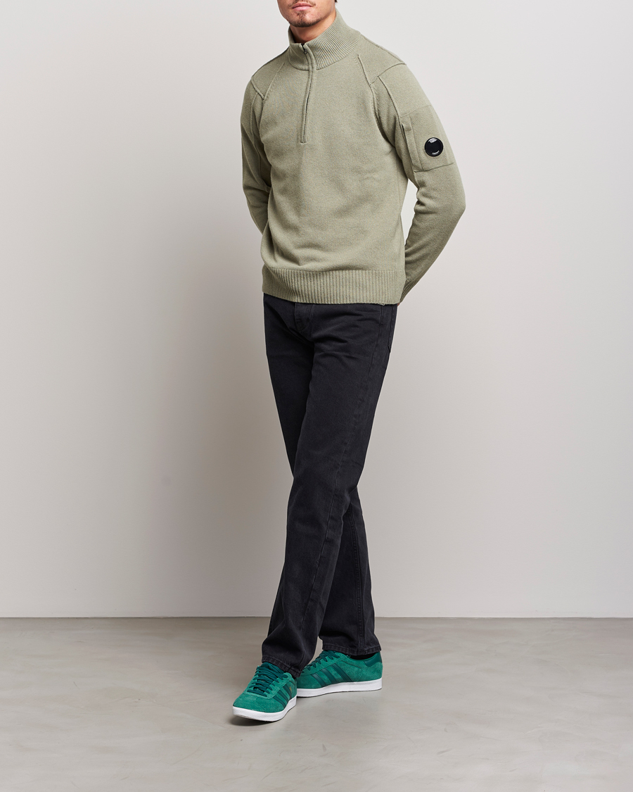 Herr | Tröjor | C.P. Company | Lambswool Lens Half Zip Silver Sage