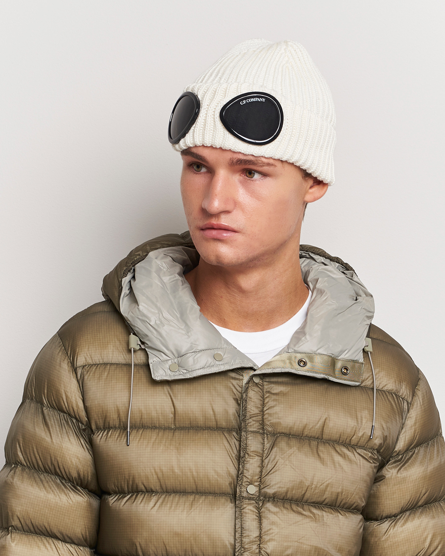 Herr | Mössor | C.P. Company | Knitted Merino Goggle Beanie White