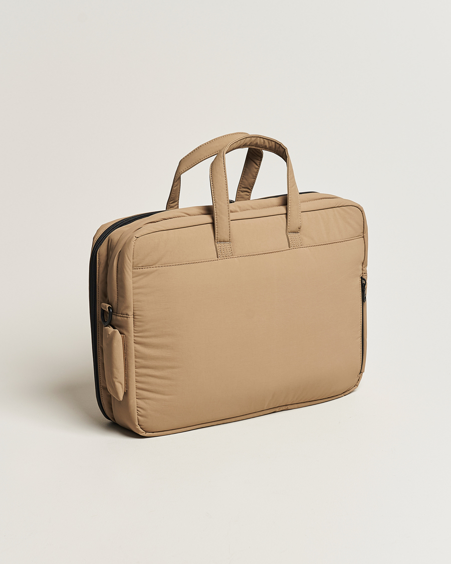 Herr | mazi untitled AM Bag 02 Nylon Briefcase Beige | mazi untitled | AM Bag 02 Nylon Briefcase Beige