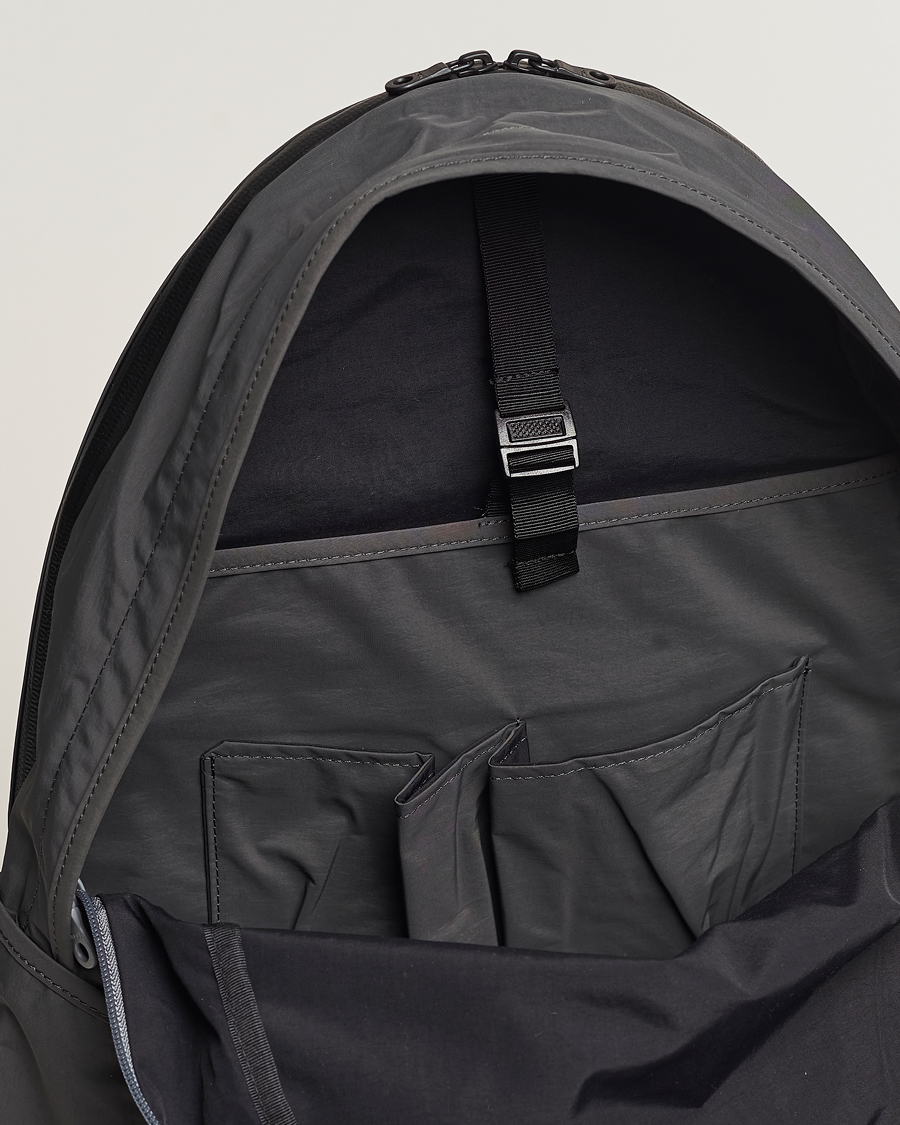 Herr | Väskor | mazi untitled | All Day 03 Nylon Backpack Grey