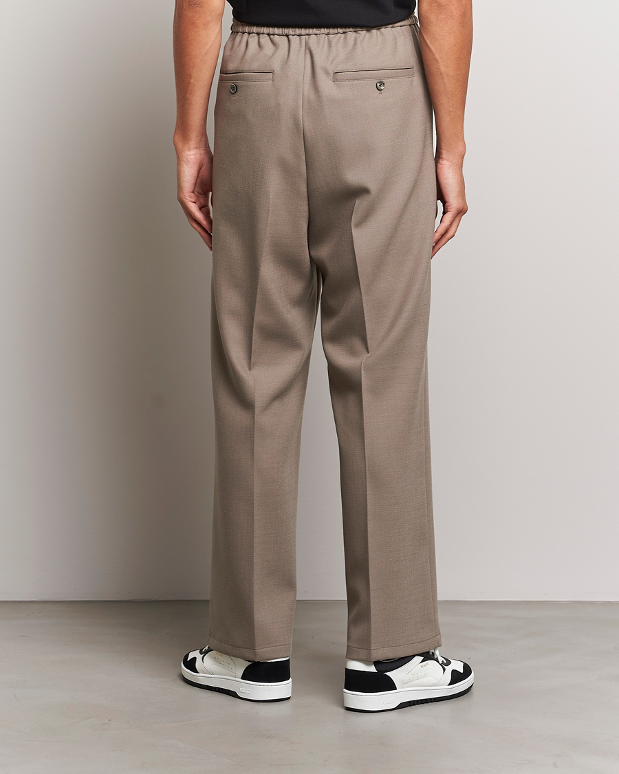 Herr | Byxor | AMI | Wool Drawstring Trousers Taupe