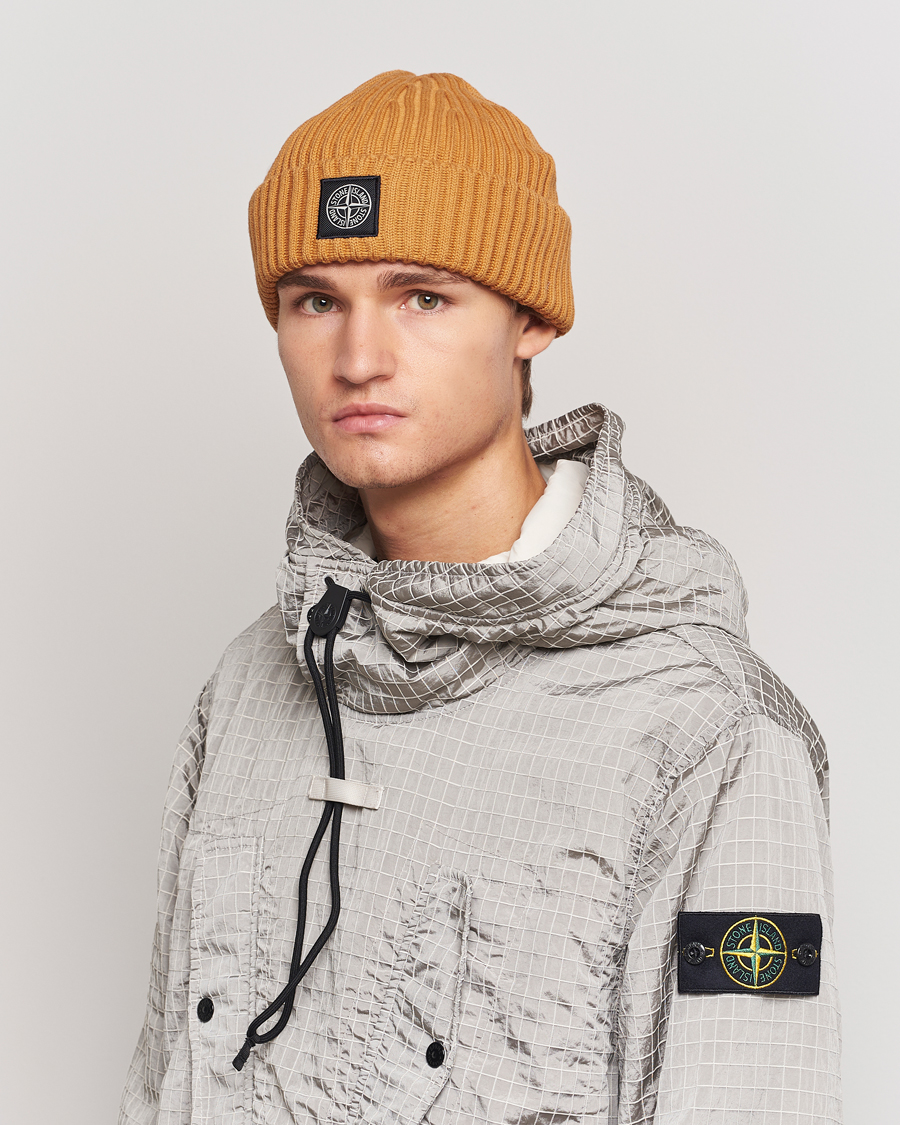 Herr |  | Stone Island | Full Rib Wool Beanie Rust