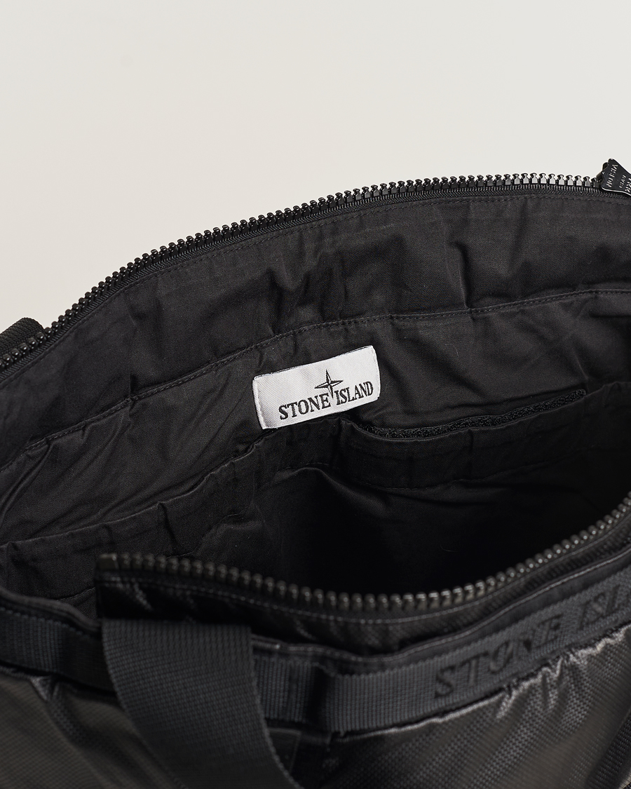 Herr | Stone Island Garment Dyed Mussola Gommata Canvas Big Tote Black | Stone Island | Garment Dyed Mussola Gommata Canvas Big Tote Black