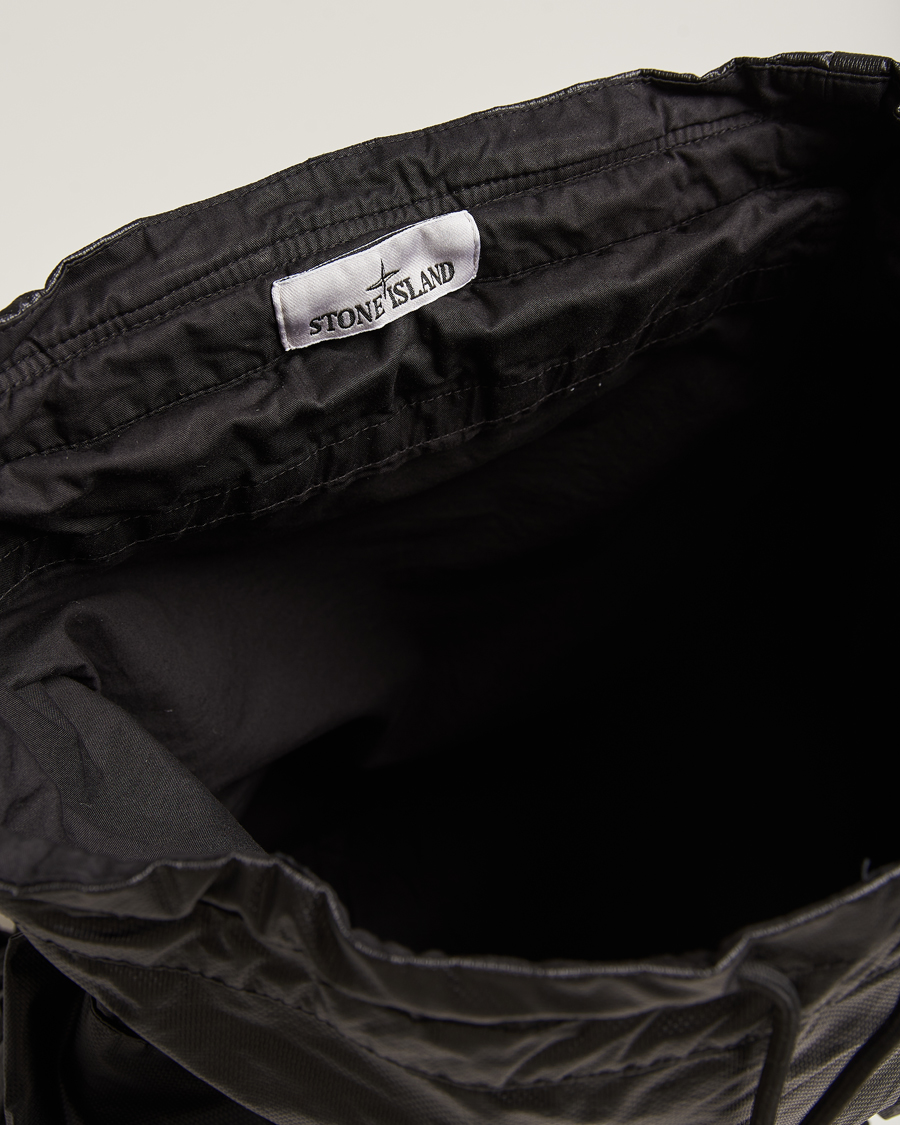 Herr | Stone Island Garment Dyed Mussola Gommata Canvas Backpack Black | Stone Island | Garment Dyed Mussola Gommata Canvas Backpack Black
