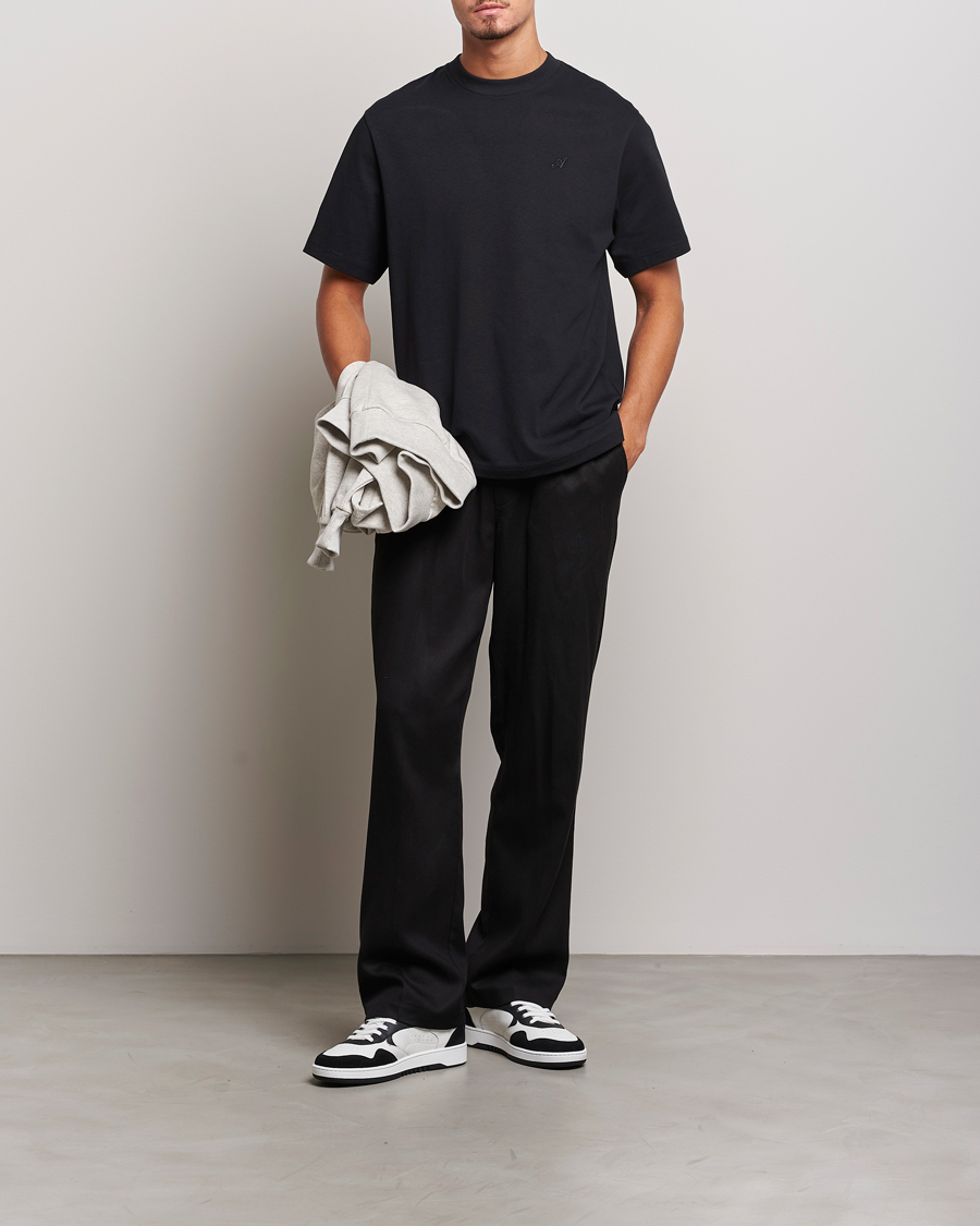 Herr | T-Shirts | Axel Arigato | Signature Crew Neck T-Shirt Black