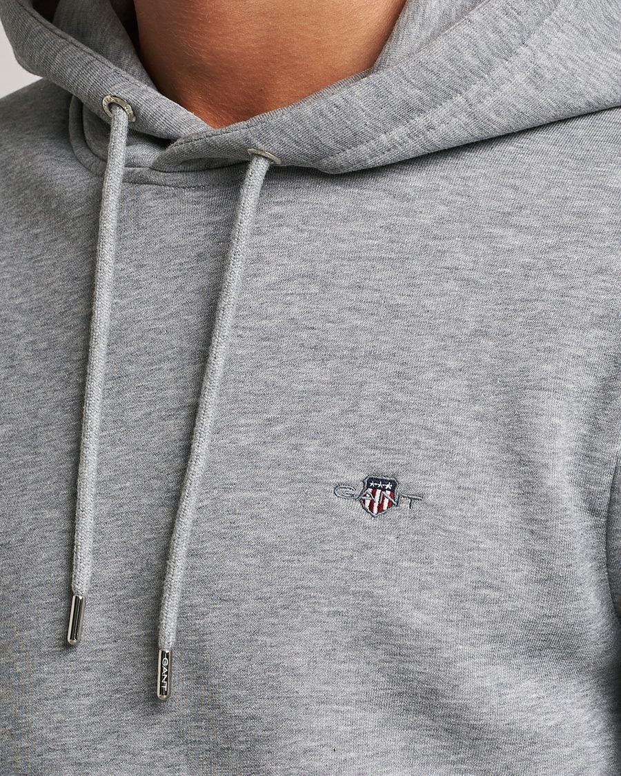 GANT Original Shield Logo Hoodie Grey Melange | Herr - Care of Carl