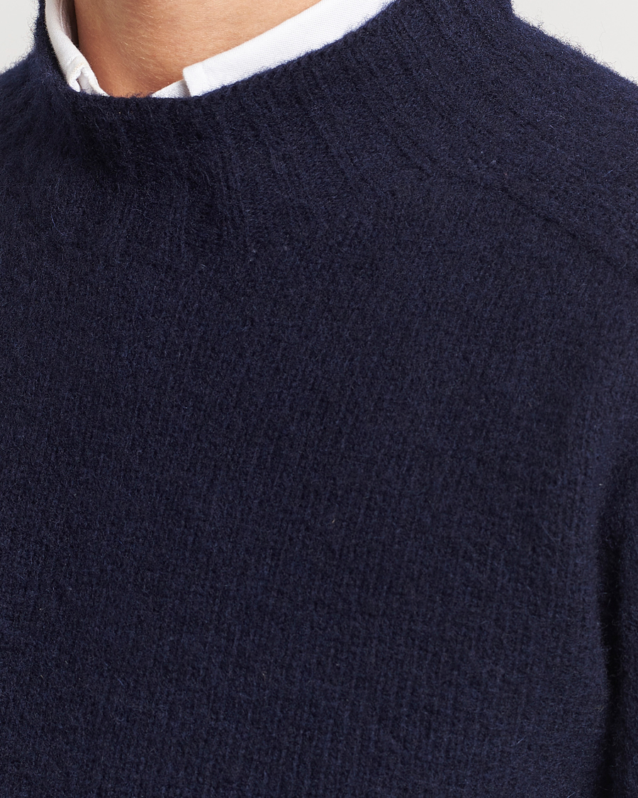 Herr | Tröjor | Drake's | Brushed Shetland Mock Neck Jumper Navy