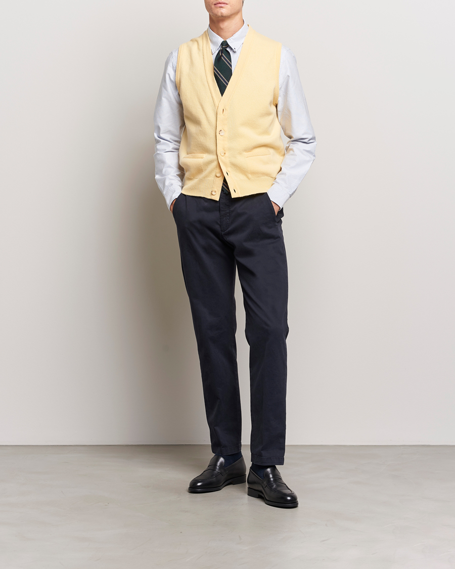 Herr | Tröjor | Drake's | Lambswool Vest Cardigan Yellow