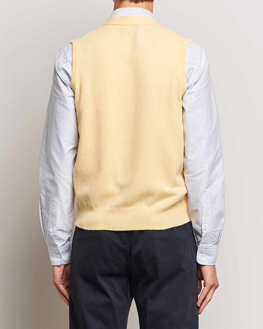 Herr | Tröjor | Drake's | Lambswool Vest Cardigan Yellow