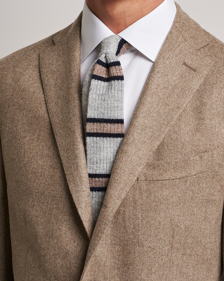 Herr | Brunello Cucinelli Stripe Knit Tie Grey/Navy | Brunello Cucinelli | Stripe Knit Tie Grey/Navy