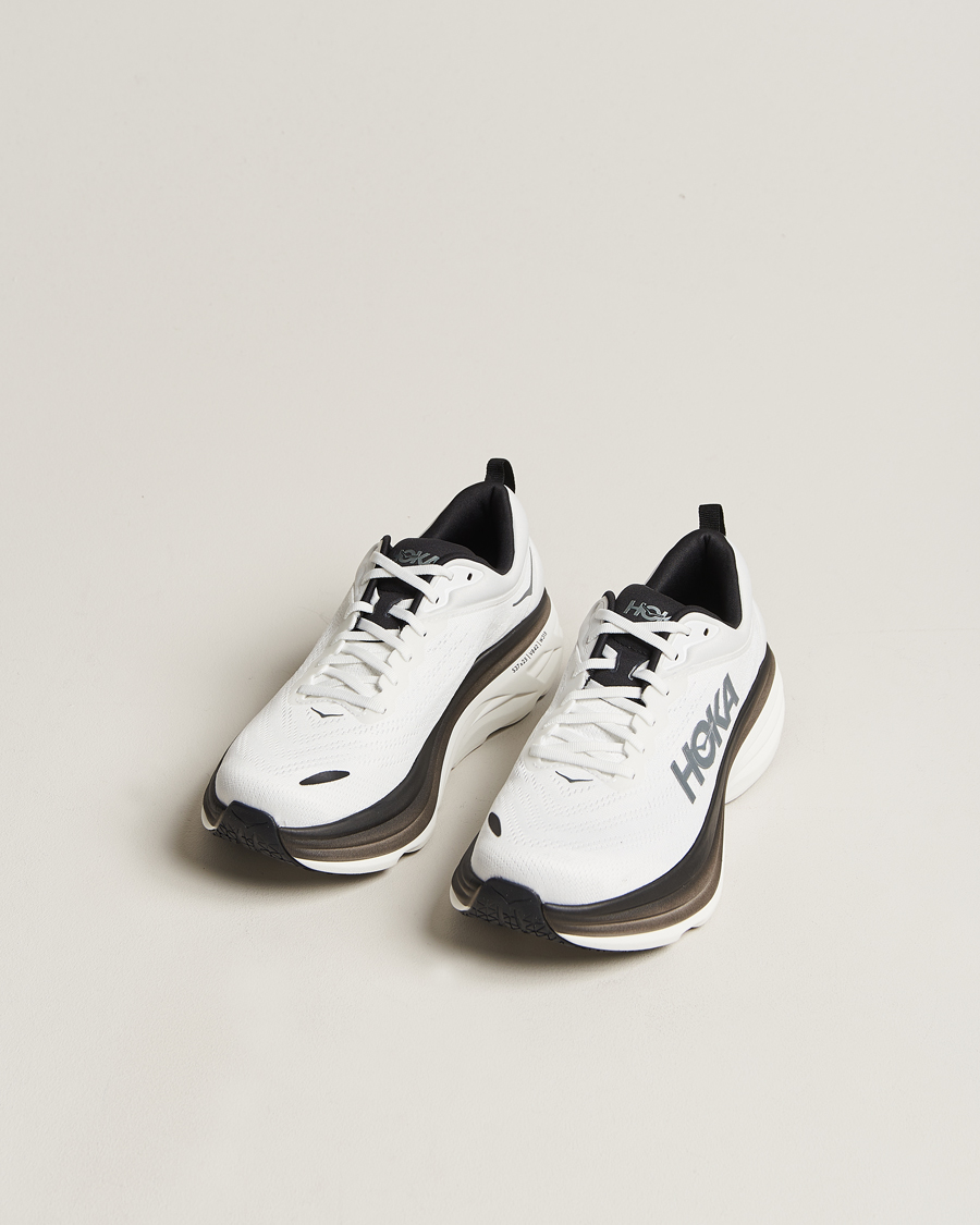 Herr | Svarta sneakers | Hoka One One | Hoka Bondi 8 White/Black