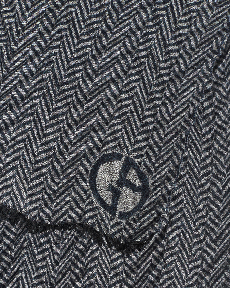 Herr | Giorgio Armani Cashmere Chevron Scarf Navy/Grey | Giorgio Armani | Cashmere Chevron Scarf Navy/Grey
