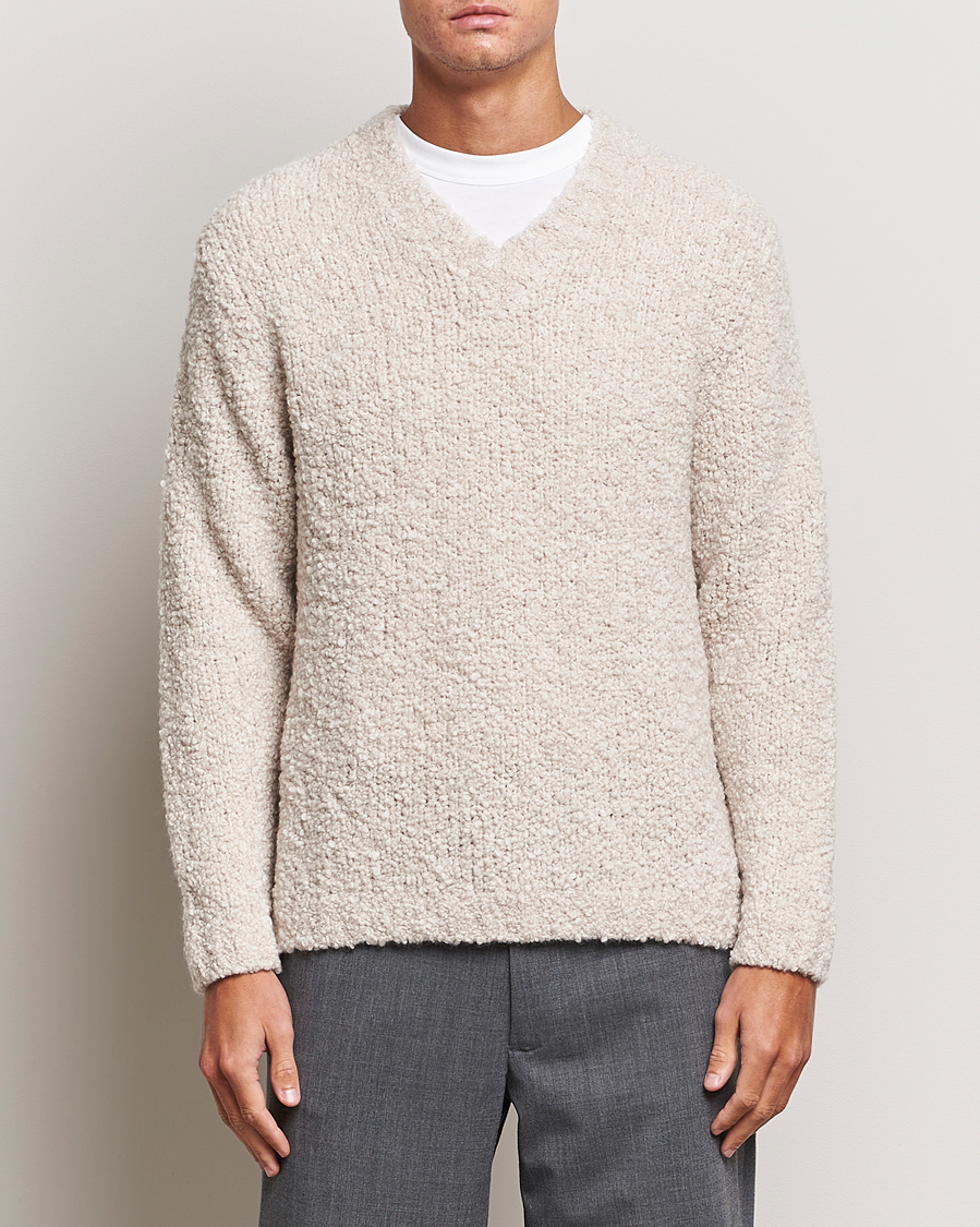 Boucle sweater online