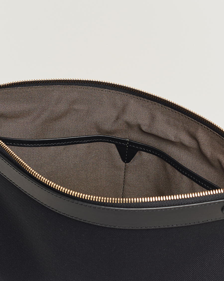 Herr | Mismo M/S Nylon Pouch Large Coal/Black | Mismo | M/S Nylon Pouch Large Coal/Black