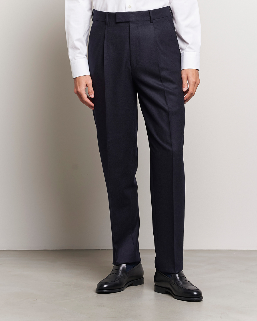 Herr | Flanellbyxor | Zegna | Pleated Flannel Trousers Navy