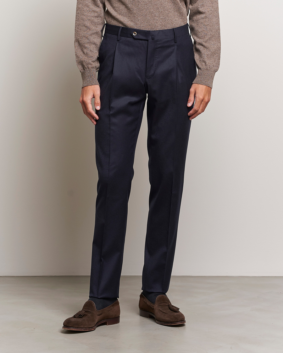 Herr |  | PT01 | Slim Fit Pleated Flannel Trousers Navy