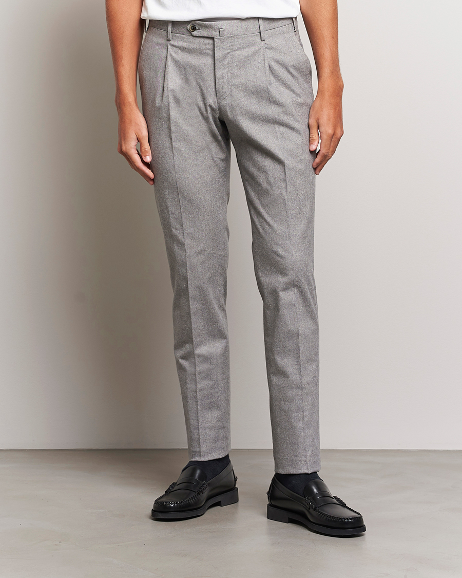 Herr | Byxor | PT01 | Slim Fit Pleated Cotton Flannel Trousers Light Grey