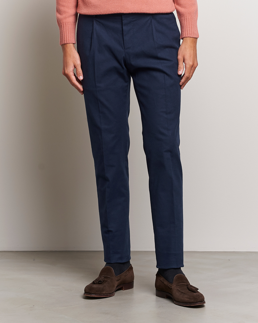 Herr | Uddabyxor | PT01 | Slim Fit Pleated Cotton Flannel Trousers Navy