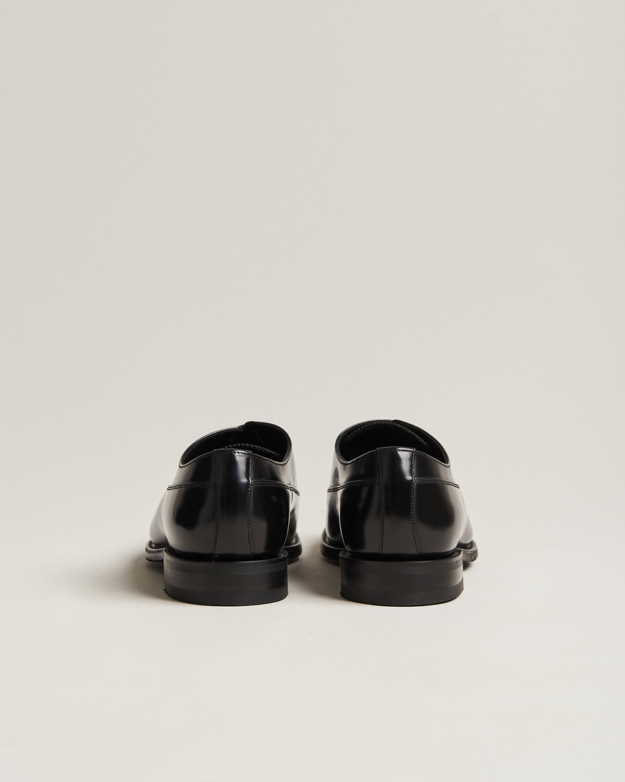 Herr | Oxfords | Loake Shoemakers | Truman Polished Oxford Toe Cap Black