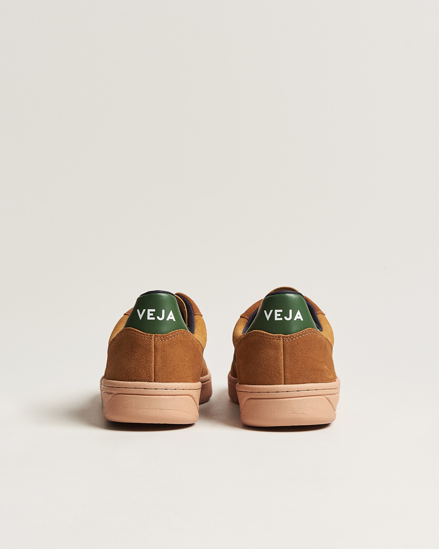 Herr | Veja V-10 Suede Sneaker Camel Cyprus/Multico | Veja | V-10 Suede Sneaker Camel Cyprus/Multico