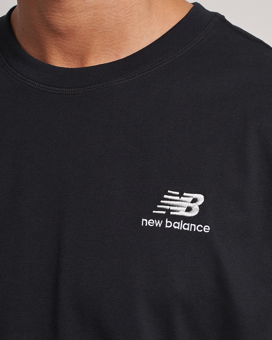 Herr | T-Shirts | New Balance | Essentials T-Shirt Black