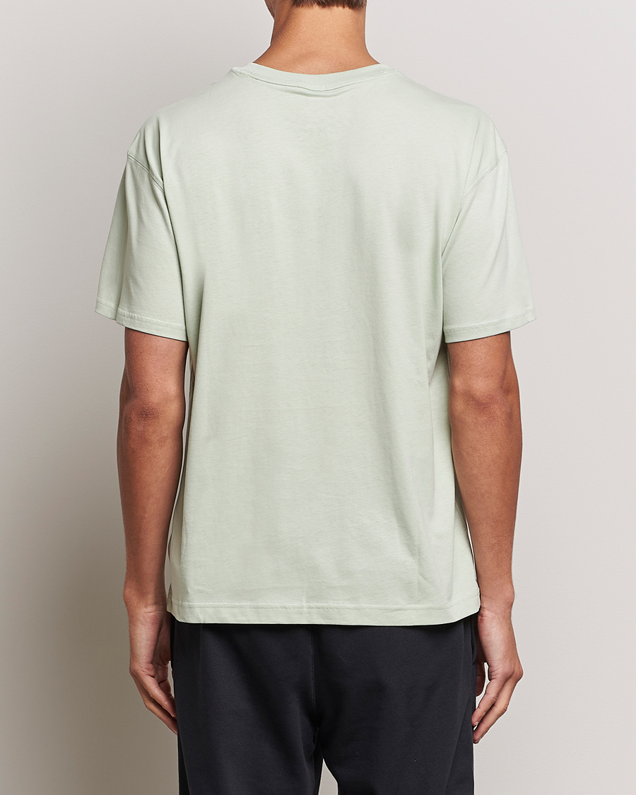 Herr | T-Shirts | New Balance | Essentials T-Shirt Sage