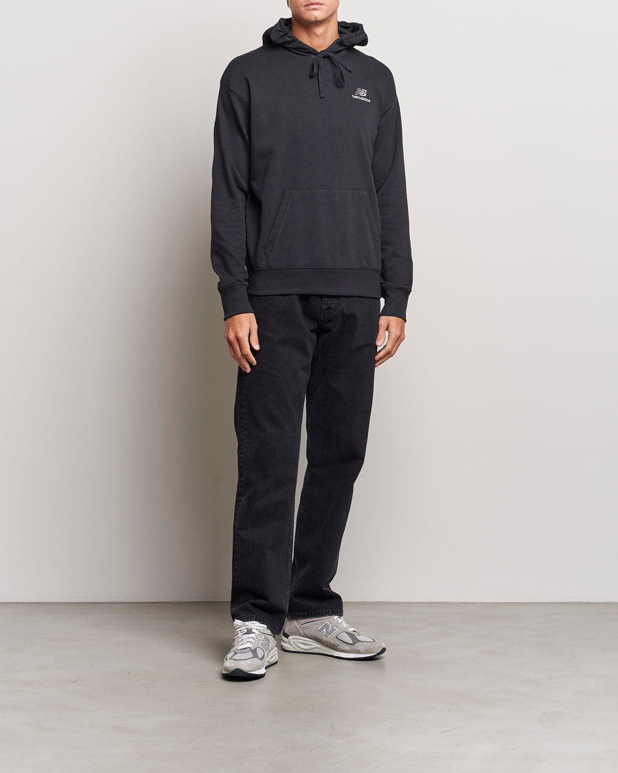 Herr | Tröjor | New Balance | Essentials Hoodie Black