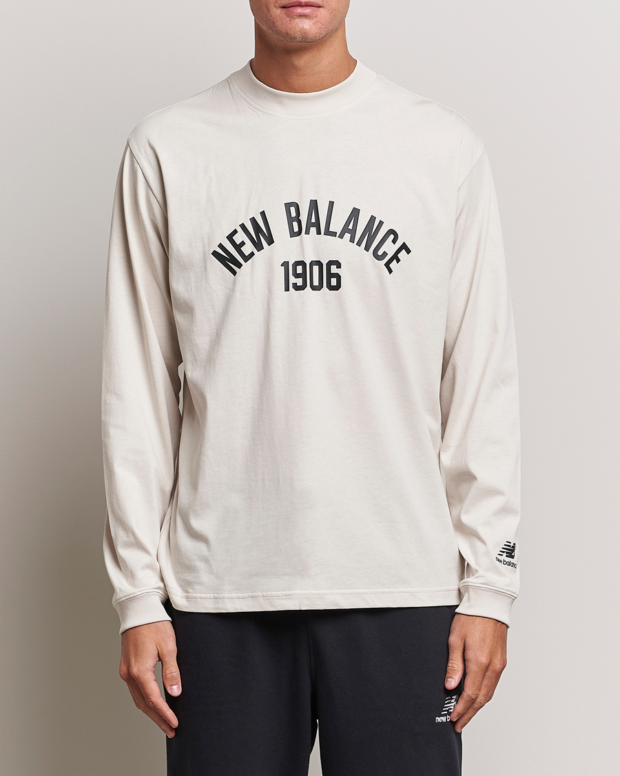 Herr |  | New Balance | Varsity Sweatshirt Medium Grey