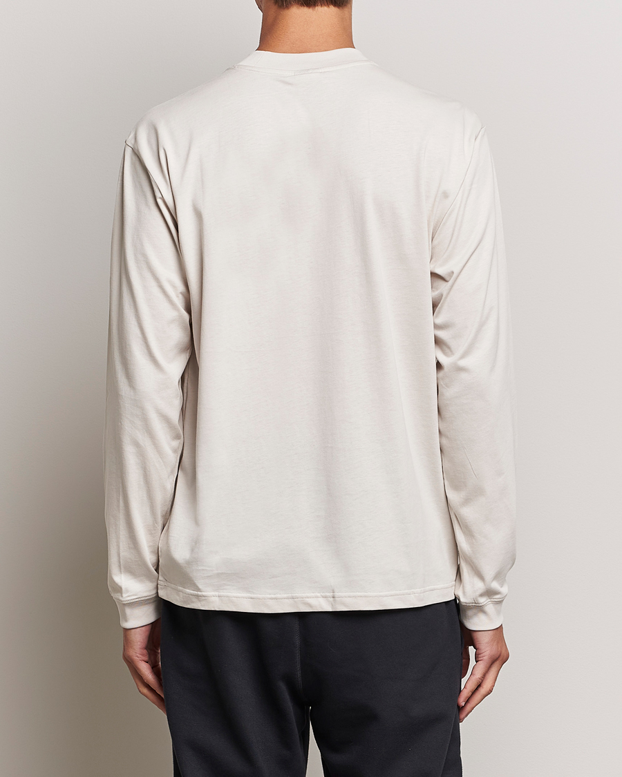Herr | T-Shirts | New Balance | Varsity Sweatshirt Medium Grey
