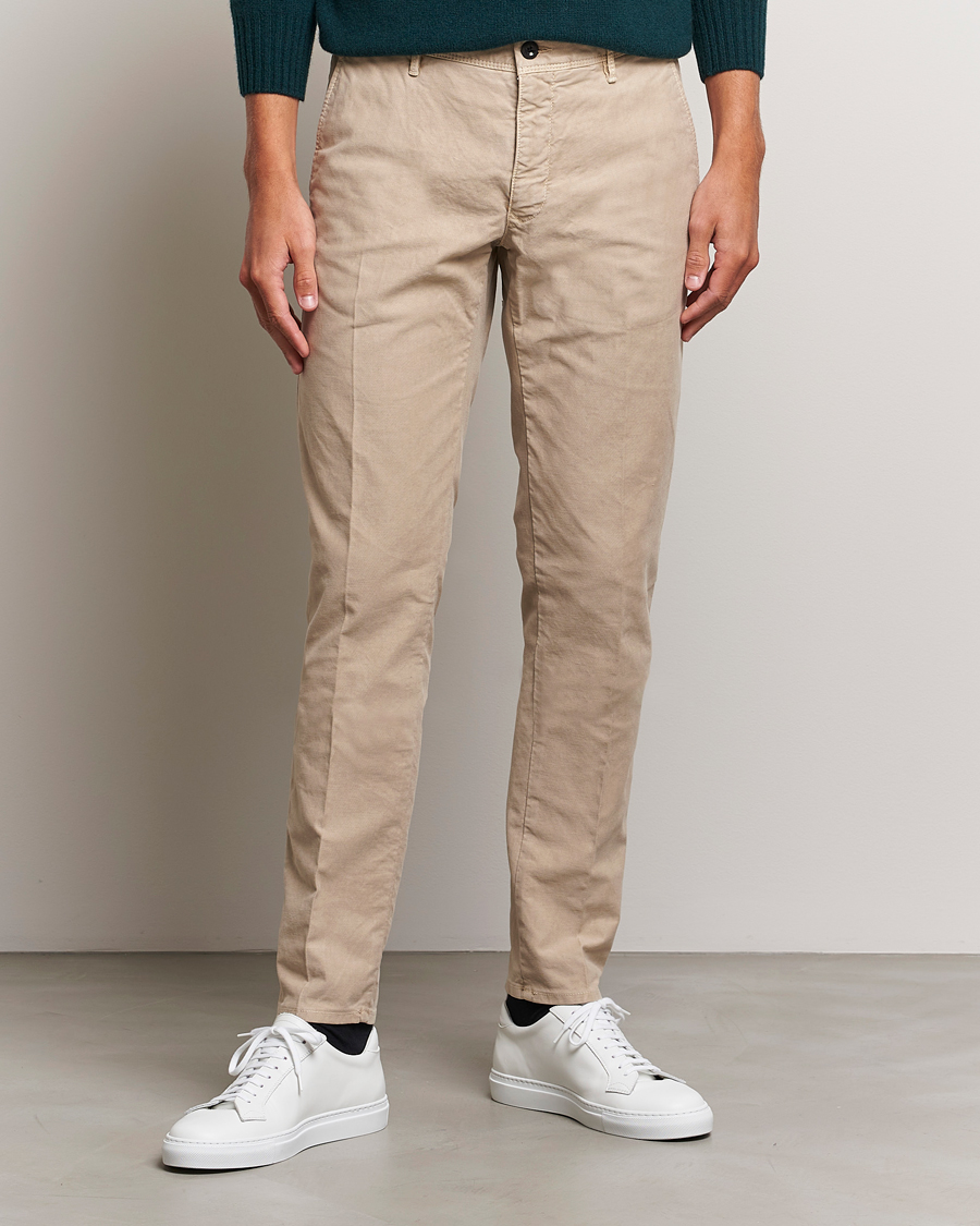 Herr | Chinos | Incotex | Slim Fit Garment Dyed Slacks Beige