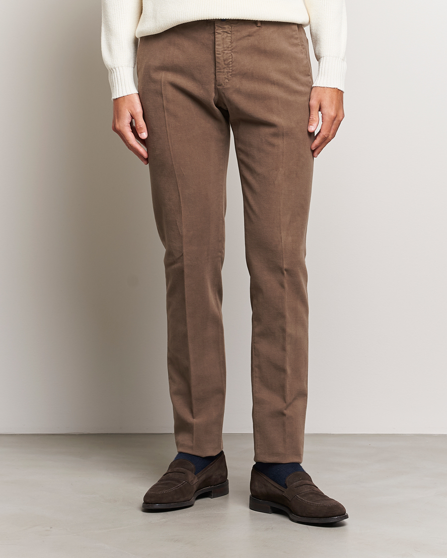Herr | Byxor | Incotex | Slim Fit Luxury Moleskine Trousers Taupe