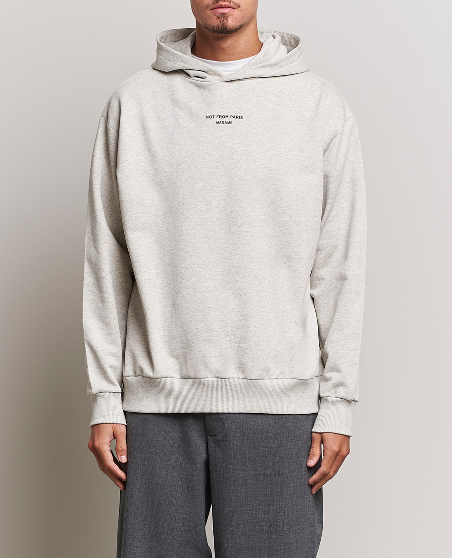 Herr | Kläder | Drôle de Monsieur | Classic NFPM Hoodie Light Grey