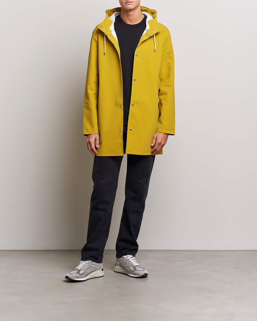 Herr | Jackor | Stutterheim | Stockholm Raincoat Suede Gold