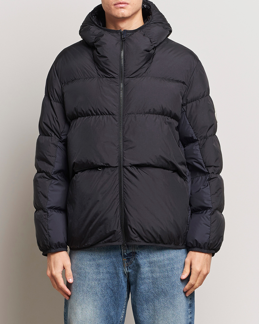 Herr |  | Moncler | Alnair Down Jacket Black