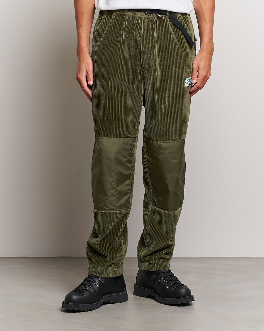 Herr | Byxor | Moncler Grenoble | Tech Panel Corduroy Trousers Olive